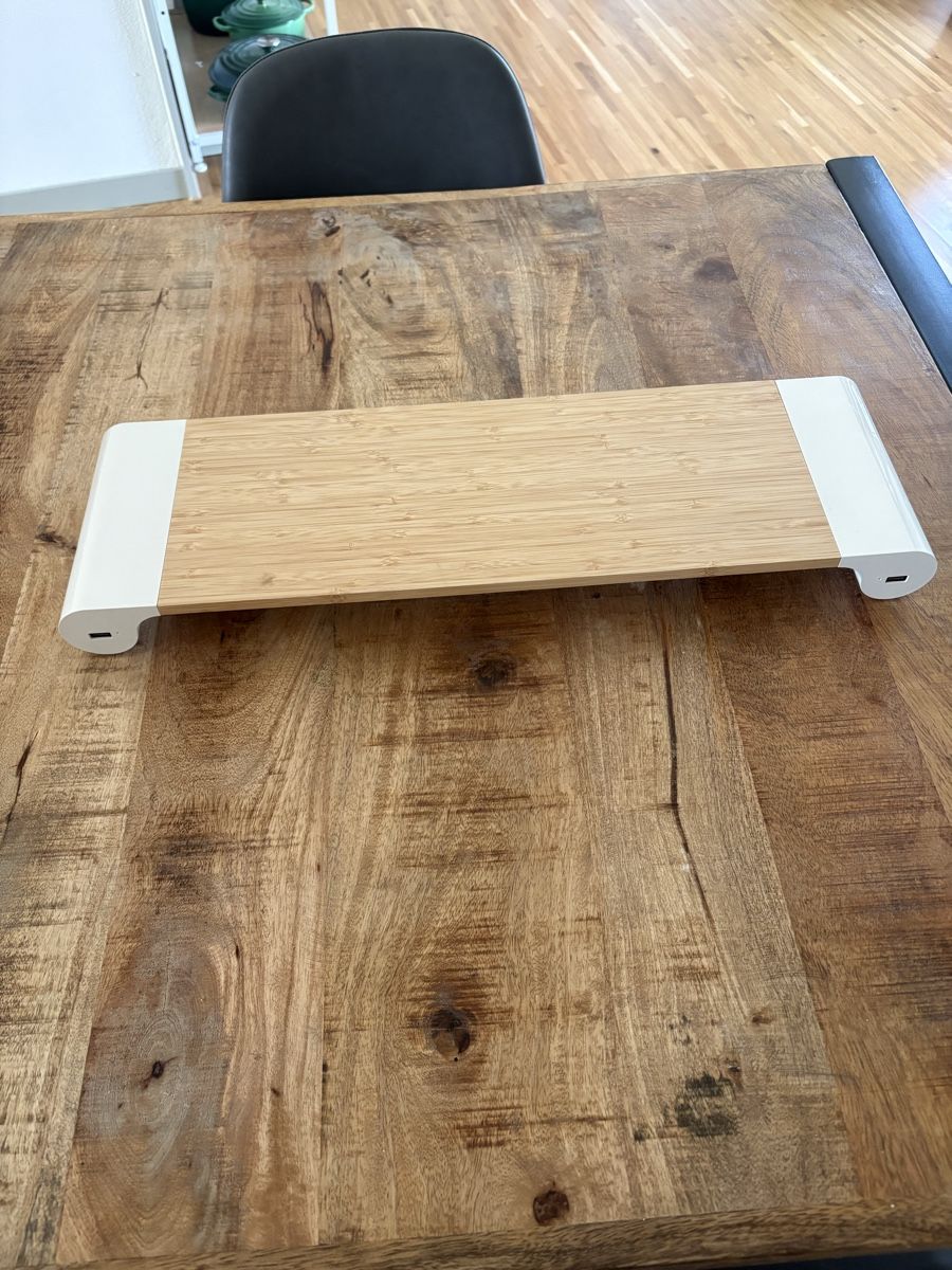 Staffa per monitor: Bamboo monitor stand – Usato da Dübendorf venduto da noe_9mkd 1