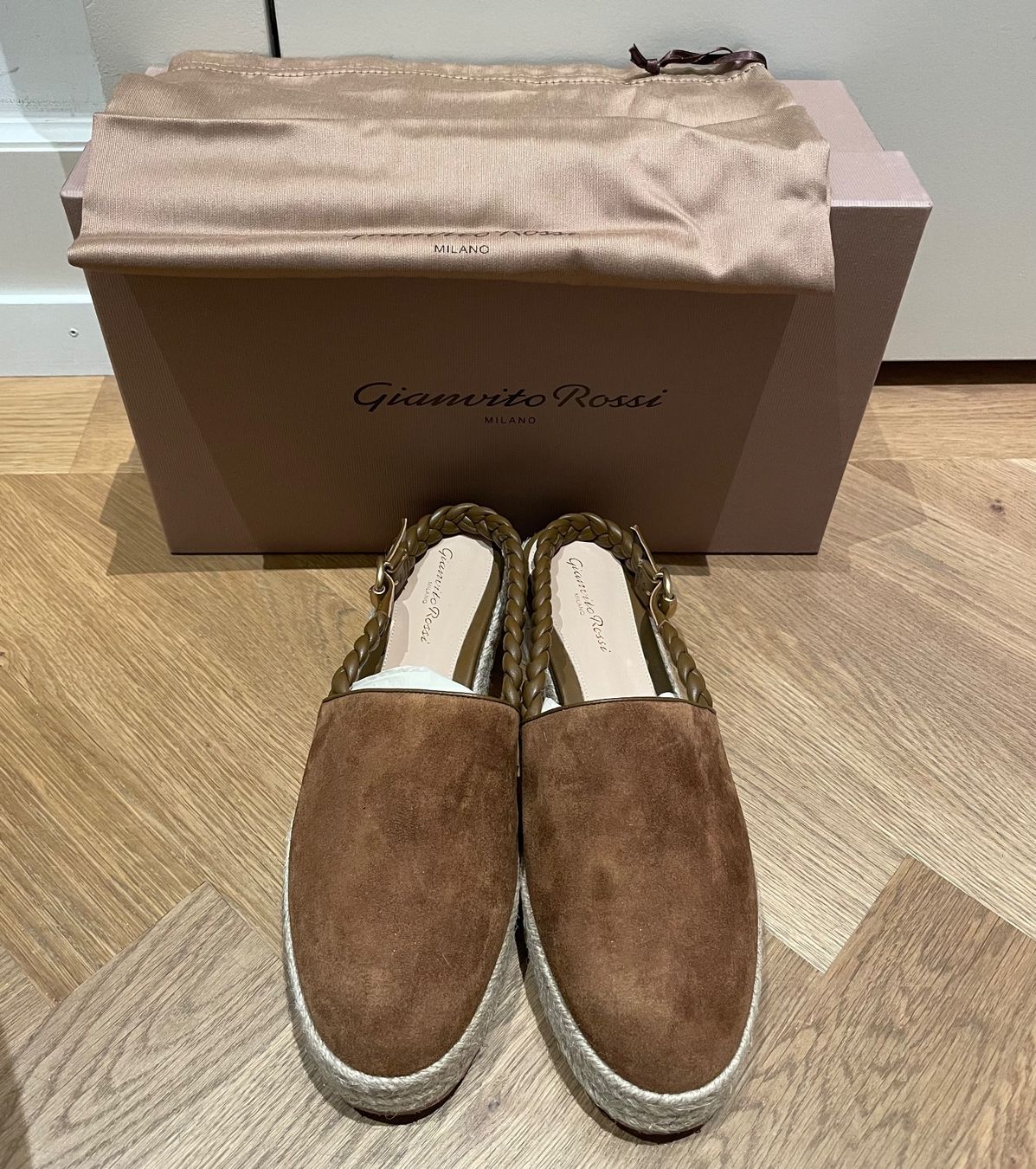 Gianvito Rossi Damenschuhe: GIANVITO ROSSI Toledo Texas Suede Slingback Espadrilles – Neu (gemäss Beschreibung) aus Zürich von Sarazrh