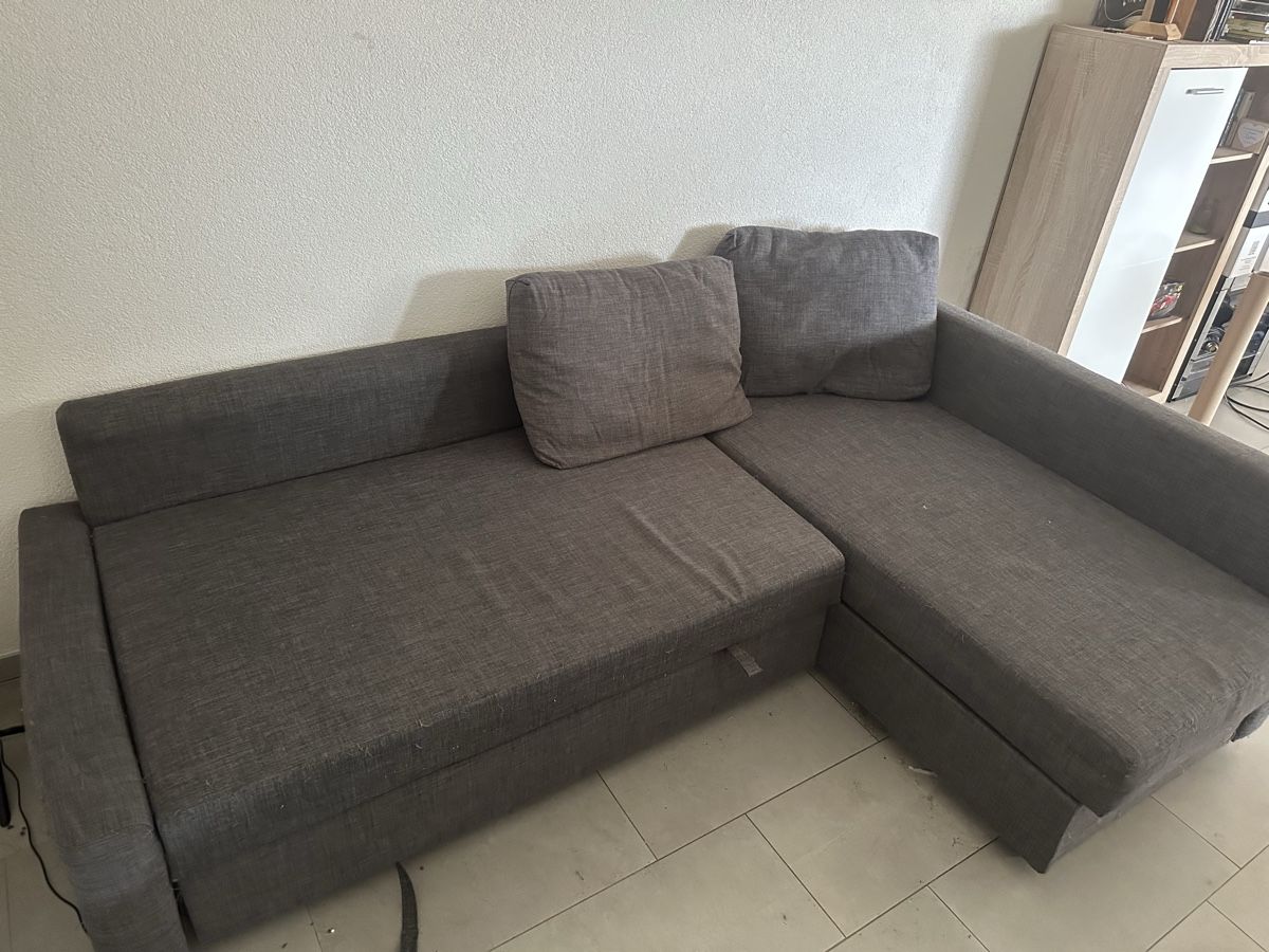 Ikea Sofas: Canapé à donner  – D'occasion à Chevroux par alex911 2