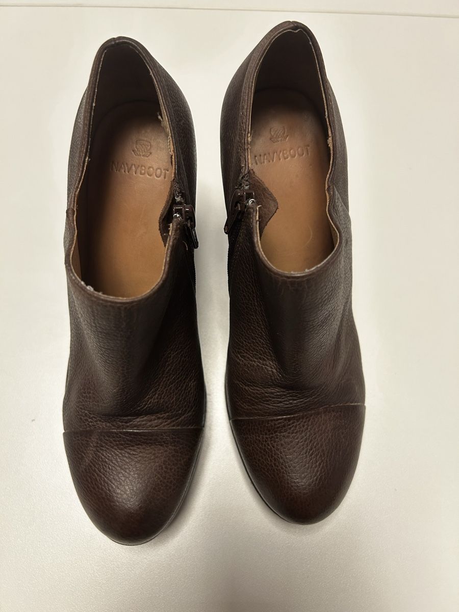 Navyboot Scarpe da donna: Bottines Navyboot cuir marron, 38 – Usato da Mont-sur-Rolle venduto da Rizzoalma
