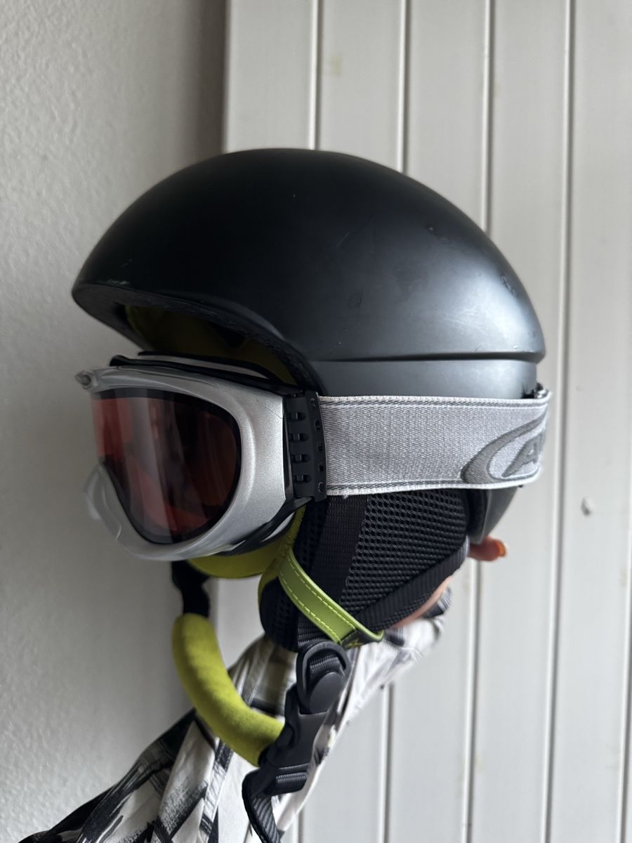 Caschi: Anon Skihelm S mit Skibrille – Usato da Bern venduto da Kim_456 5