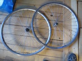 Laufradsatz Shimano 28" Felgenbremse V100 SP H135 ShimanoHG