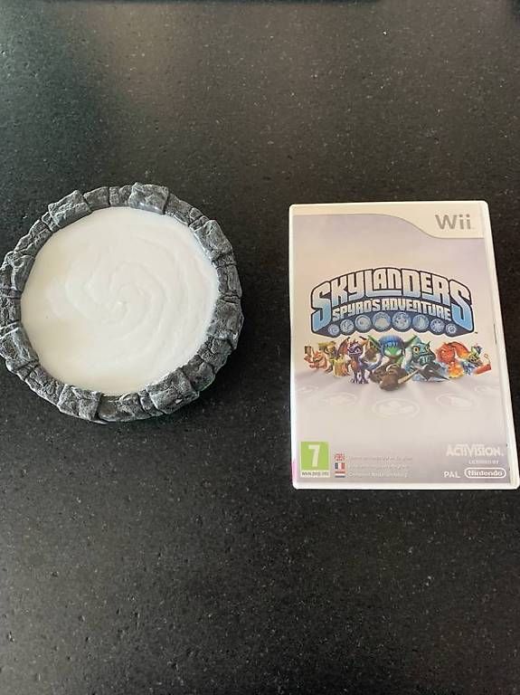 Giochi: Jeux + portail skylanders – Usato da Savigny venduto da Zoulou63
