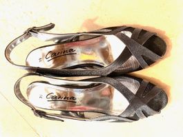 Carina Sandalen Damen Gr. 39 Riemen Pumps, Neuwertig