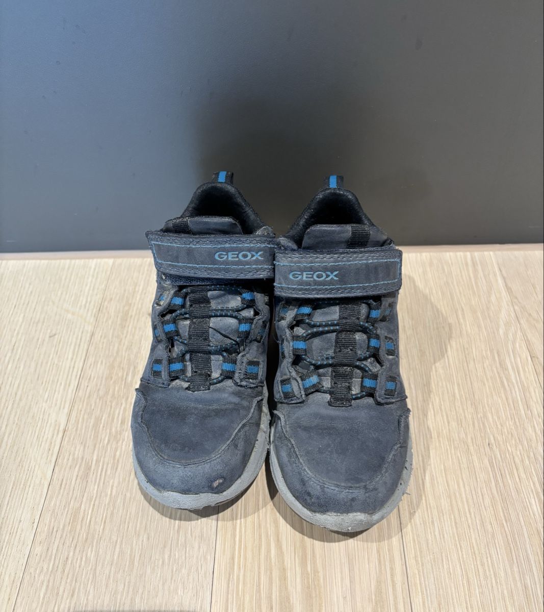 Geox Schuhe für Jungen: Geox Schuhe, Gr. 28 – Gebraucht aus Zollikofen von ale_w2sw
