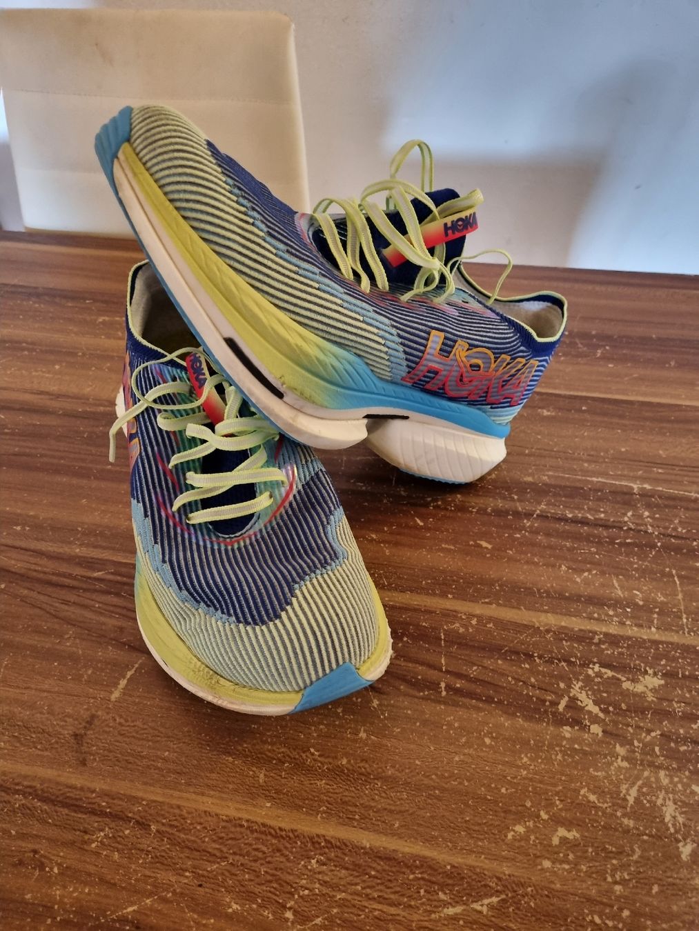 Hoka One One Scarpe da uomo: Hoka cielo x1, 46 – Usato da Bernex venduto da couscous03