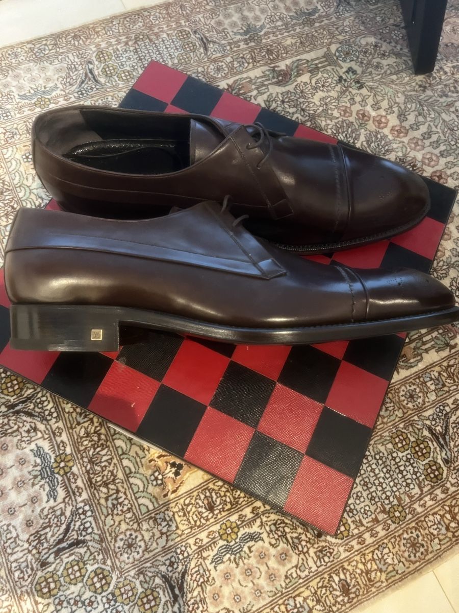 Louis Vuitton Scarpe da uomo: Louis Vuitton Herren Schuhe Leder Braun Gr. 43 – Nuovo e nell'imballaggio originale da Hausen AG venduto da Nah5yj 2