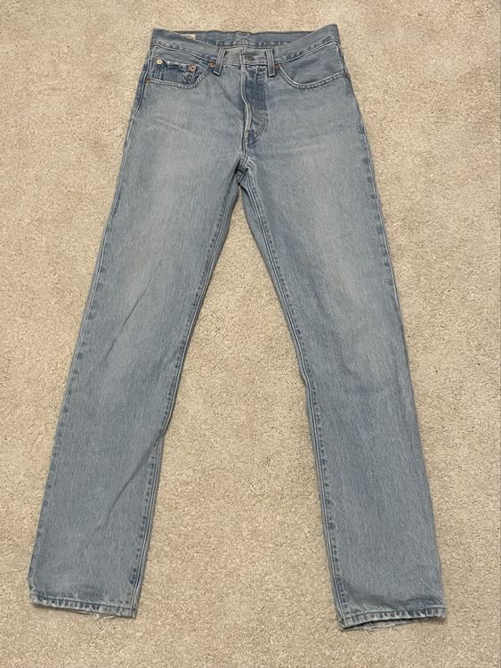 Jean Levi's Femme Taille S - Coupe Demi-slim Droit - Taille W27/L32 - En Très Bon état D'occasion