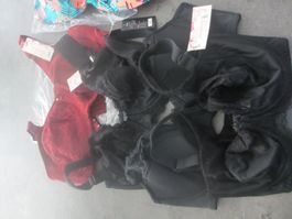 4 Damen BH/1Bikini Oberteil Diverse Grössen neu mit Etikett