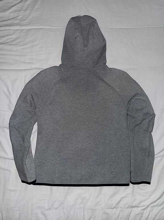 Jacken: Nike Tech Jacke – Gebraucht aus Zürich von joe_9lm9 2