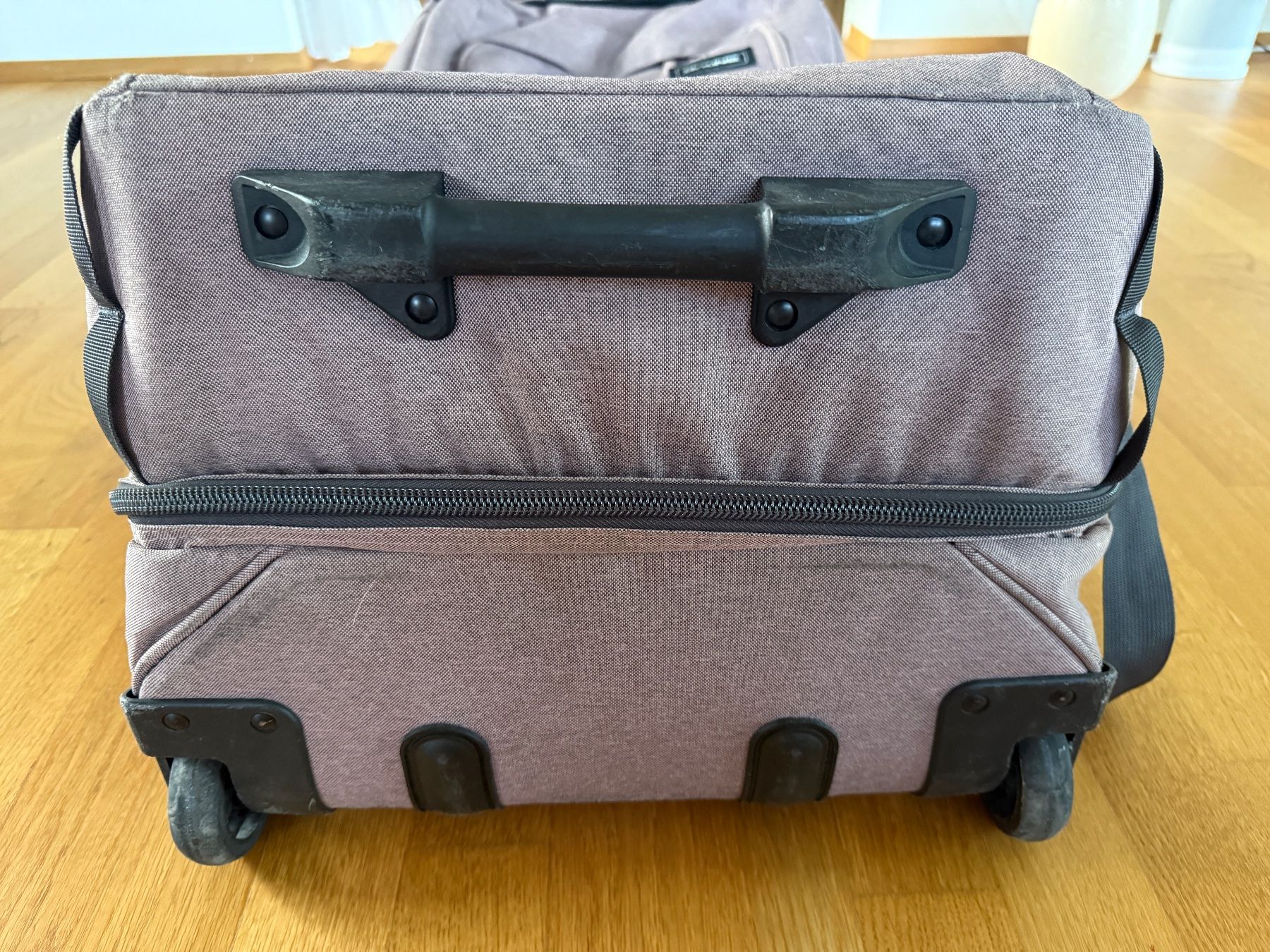 Dakine Reisekoffer: Dakine Split Roller 110L Reisekoffer / Trolley – Gebraucht aus Winterthur von summer_rain_bow 5