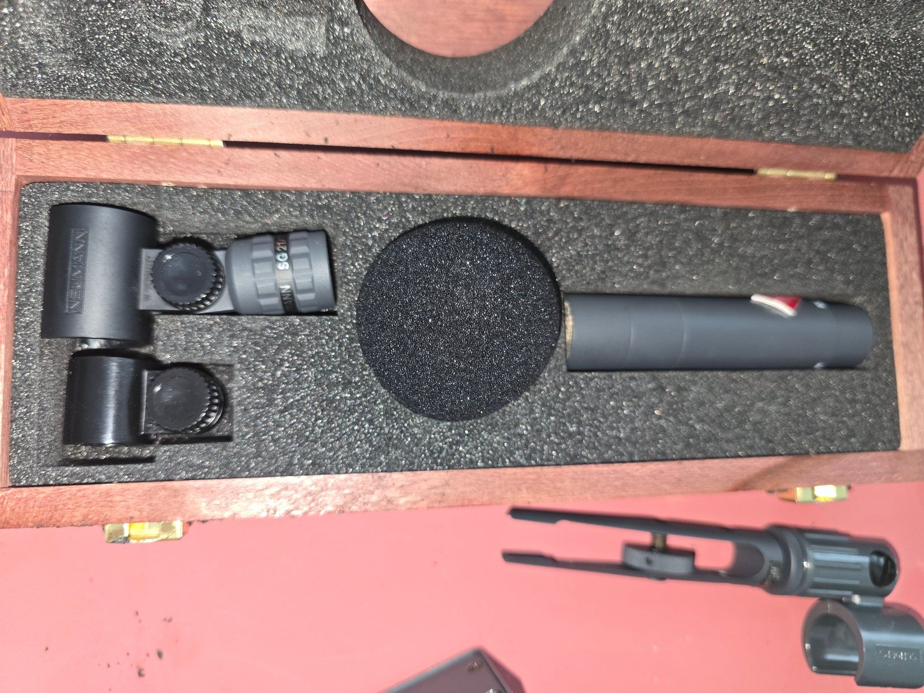 Neumann Microfoni: 2 Stück Neumann km 100 modular Kleinmicrofon mit Koffer – Usato da Erlinsbach SO venduto da Kunst-Boutique 3
