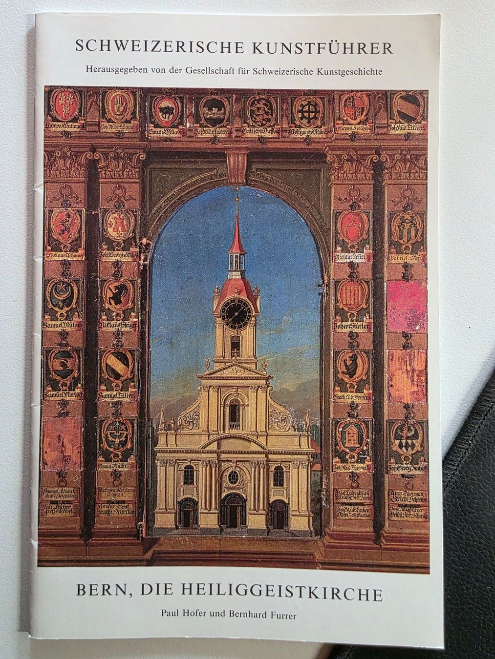 Libri: Bern, Heiliggeistkirche - Schweizerische Kunstführer 1982 – Usato da Walterswil BE venduto da Lonitti