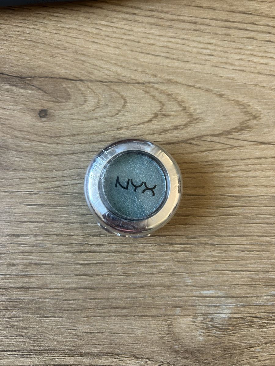 NYX Professional Makeup Maquillage: NYX ombretto azzurro  – Neuf avec emballage d'origine à Savigny par Althea0202