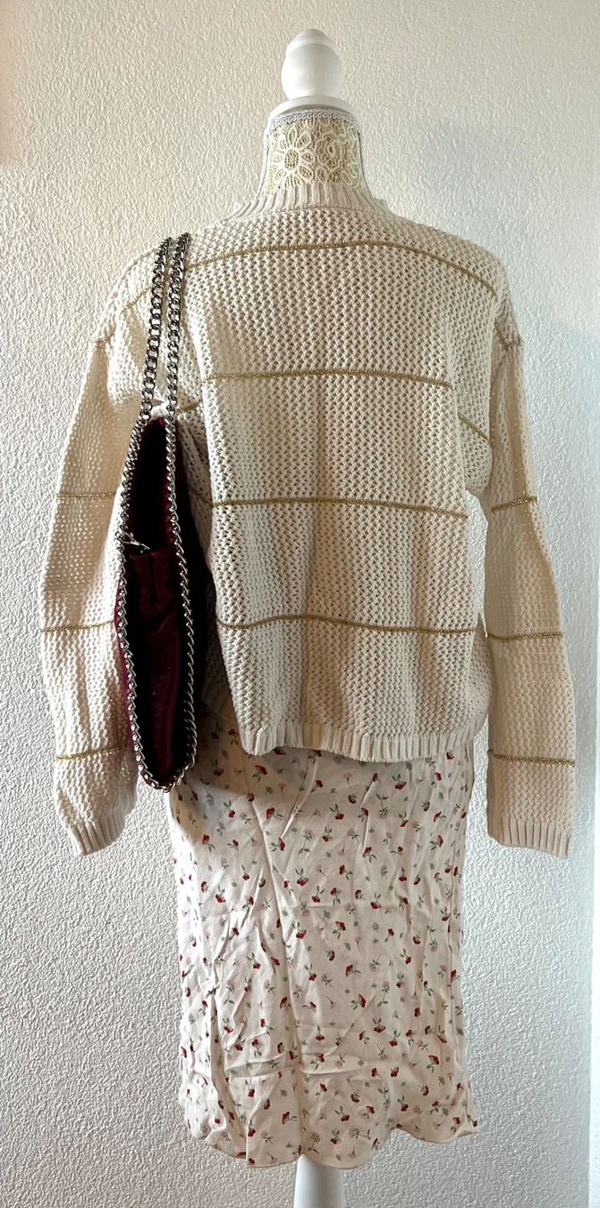 Pullover & Sweatshirts: Cream & gold striped sweater with a turtleneck – Gebraucht aus Otelfingen von houseofstae 1