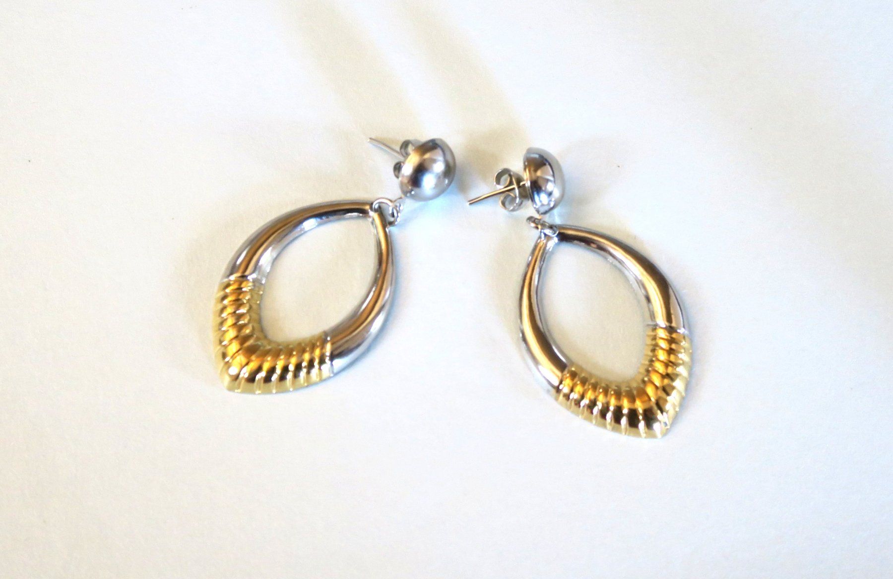 Orecchini pendenti & Orecchini a lobo: Elegante Ohrstecker – Usato da Brittnau venduto da marlenestone 4