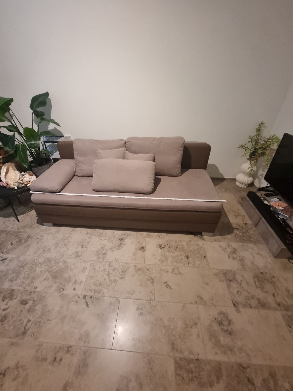 Sofas: Top Zustand: Bettsofa / Schlafsofa mit Bettkasten - Beige – Neu (gemäss Beschreibung) aus Zürich von auctionhero 8