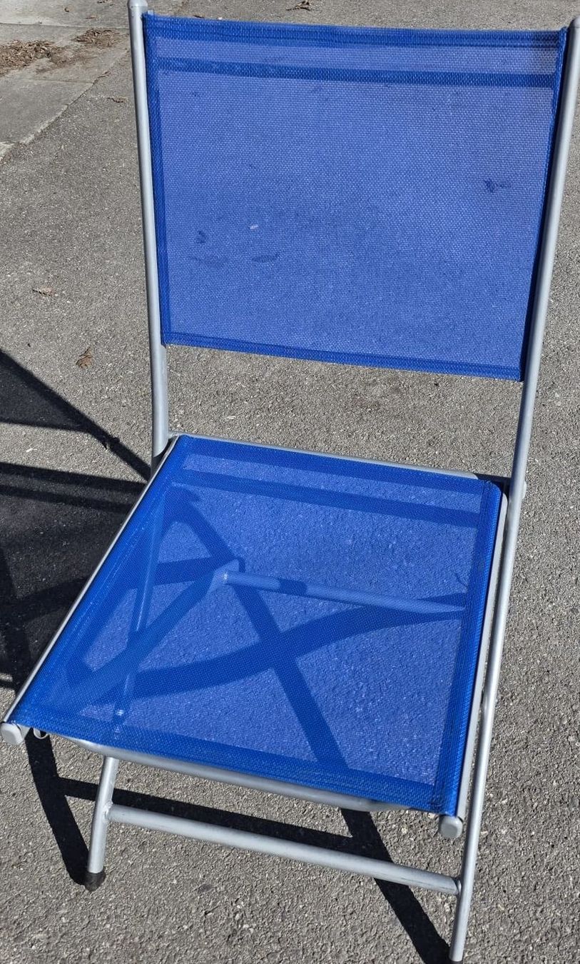 Chaises: 4 Campingstühle – Neuf (Voir description) à Tschingel par Olivia.S