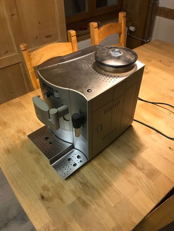 Bosch Kaffeemaschine VeroBar 300 inkl. CoffeeServiceSet Kaufen auf
