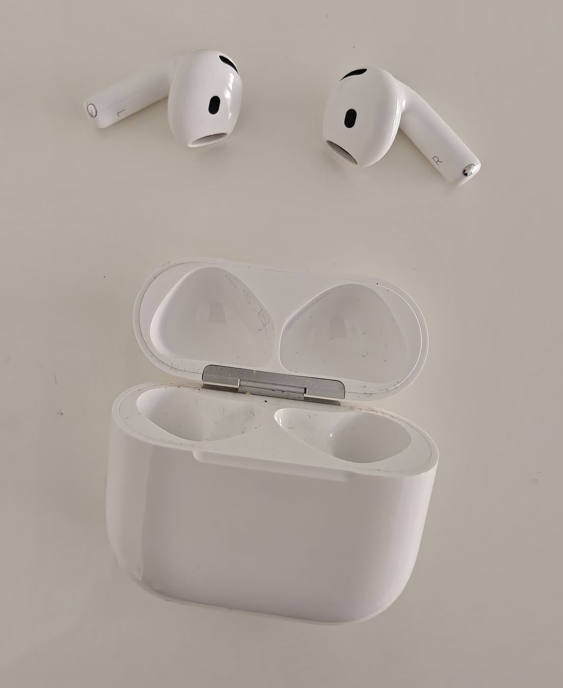 Apple Casques audio: Apple AirPods 4 – D'occasion à Bern par lbbjcn 1