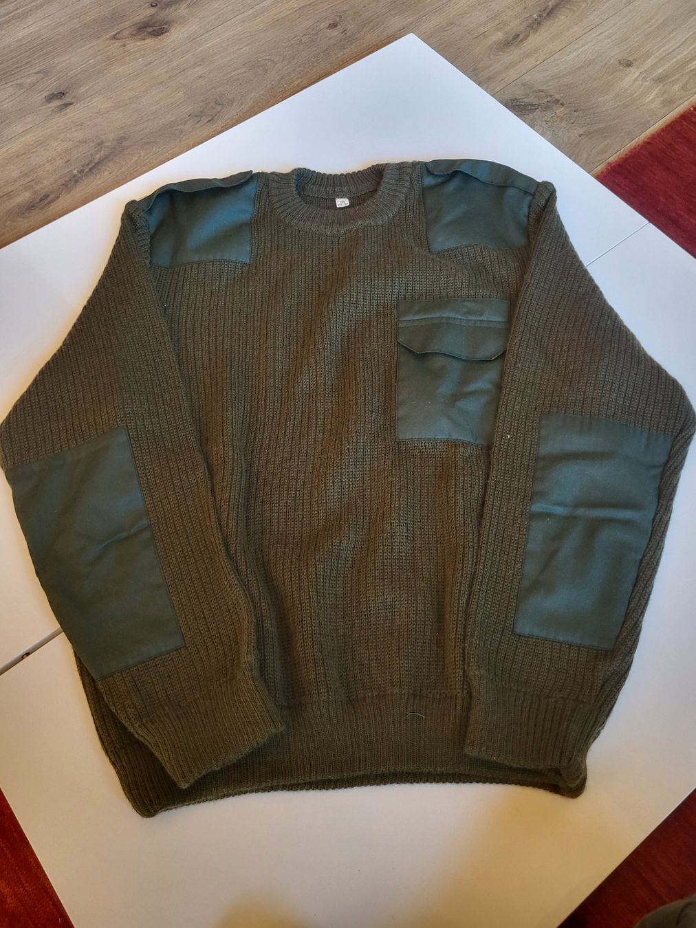 Maglioni & Felpe: PULL MILITAIRE en LAINE, Taille M – Usato da Haute-Nendaz venduto da DetoutDerien