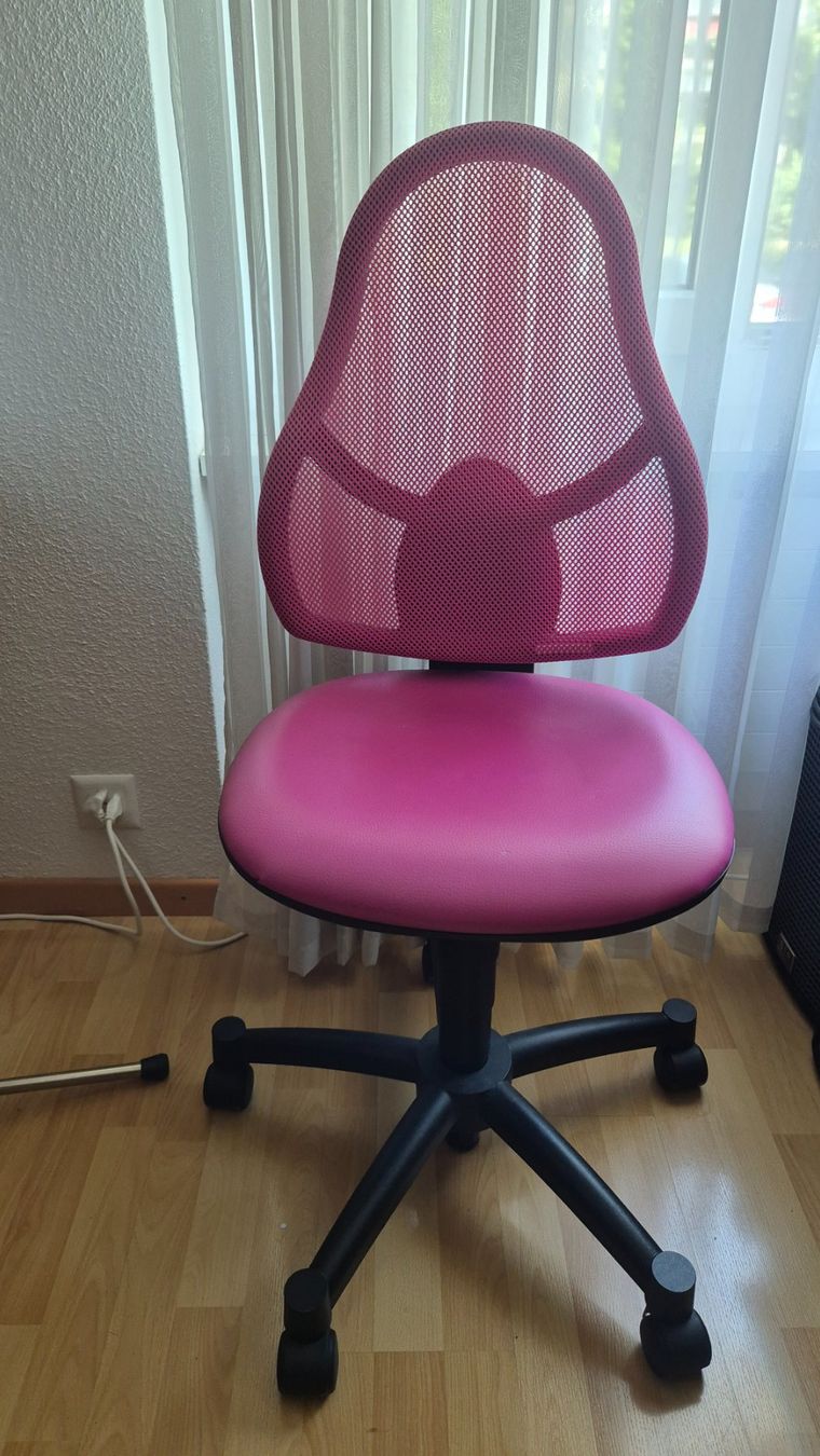 Stühle: Bürostuhl – Gebraucht aus Solothurn von val_t7m6