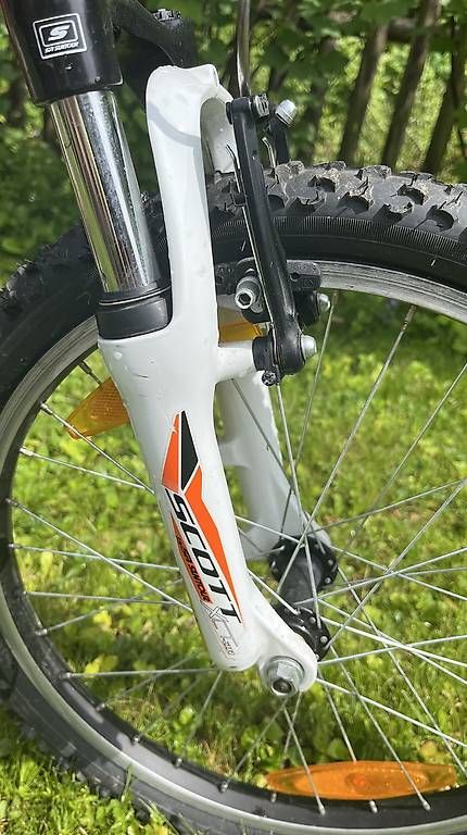 Scott Biciclette: VTT Scott Junior Contessa 20 – Usato da Epalinges venduto da jaaaade_22 2