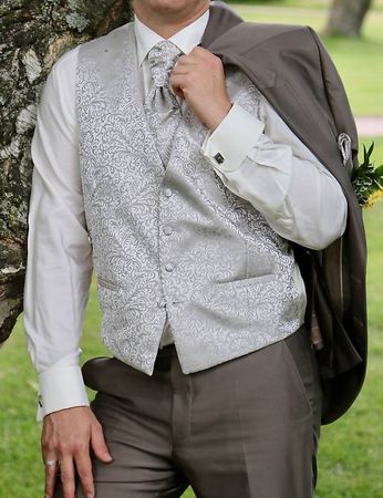 Anzug Hochzeit Bräutigam