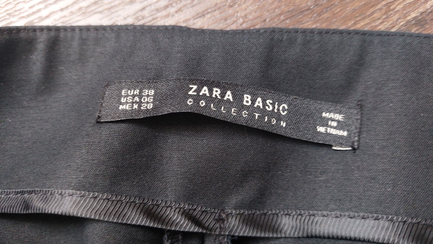 Zara Pantaloni: Zara Basic Collection Hose, schwarz, Gr. 38, Top Zustand! – Nuovo (secondo la descrizione) da Rain venduto da Lillyfra 2