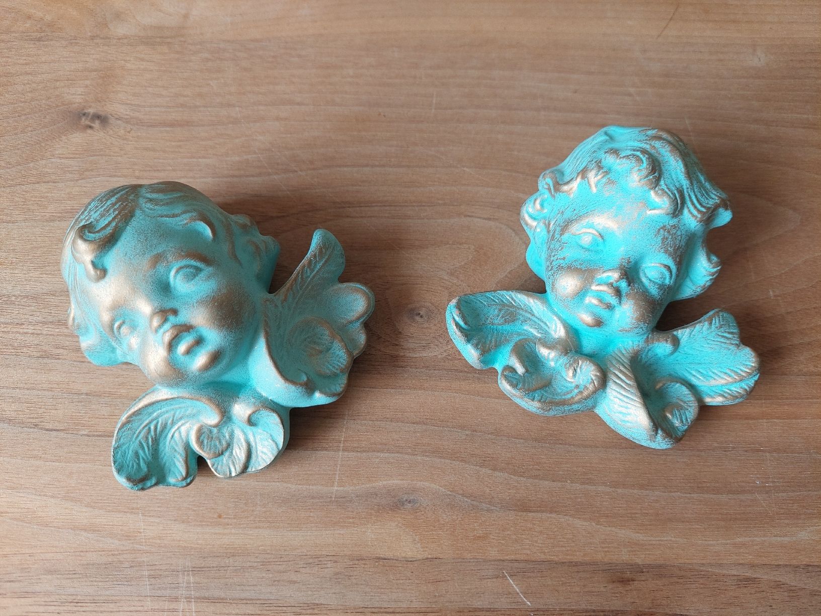 Tutte le decorazioni: 2 süsse, dekorative Engel-Köpfe – Usato da Brunnen venduto da Livianda