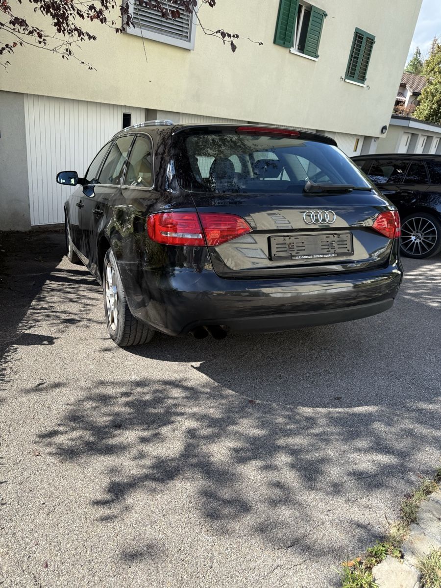 Audi Autos: Audi A4 – Gebraucht aus Rüti ZH von ES95 5