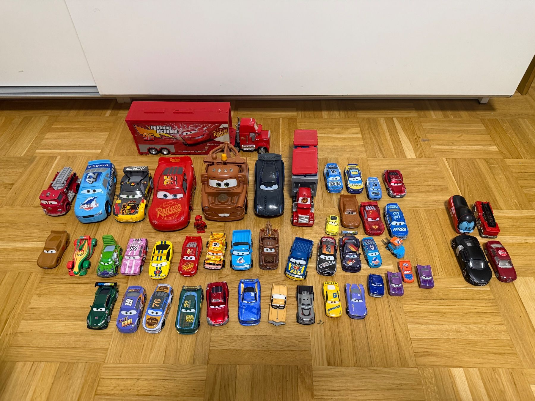 Jouets: Lightning McQueen Autosammlung – D'occasion à Basel par iulia_haul