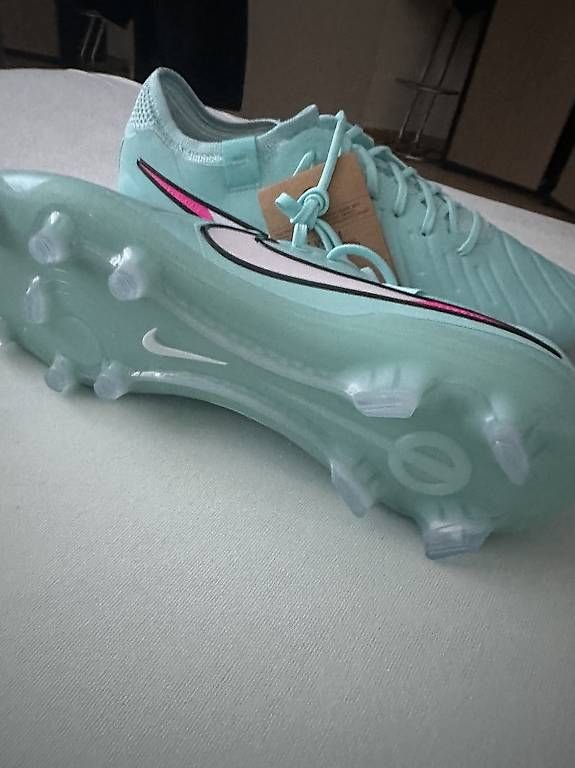 Nike Scarpe da uomo: Fussballschuh size 45 Nike – Nuovo e nell'imballaggio originale da Wohlenschwil venduto da michi9999 1