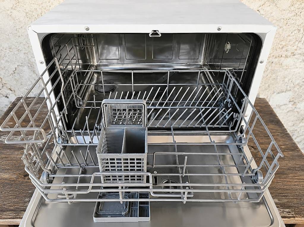 Lavastoviglie: Lave-vaisselle mini – Usato da Blonay venduto da vua_57l8 1
