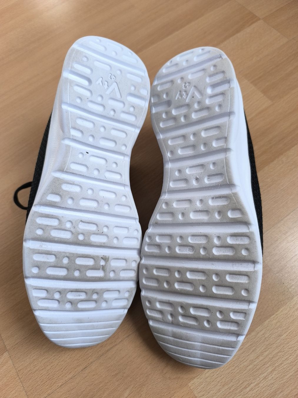 Victory Scarpe da uomo: Kaum getragene Turnschuhe Grösse 43 – Nuovo (secondo la descrizione) da Oberdiessbach venduto da Zwerg82 3