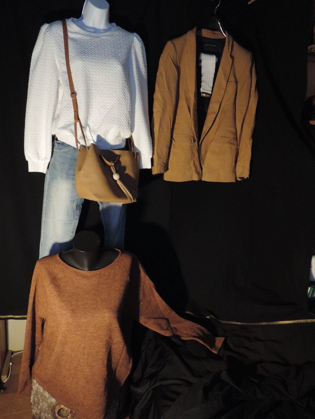 Lotti di vestiti: ensemble d'automne complet jeans – Usato da Genève venduto da Axelle333 6