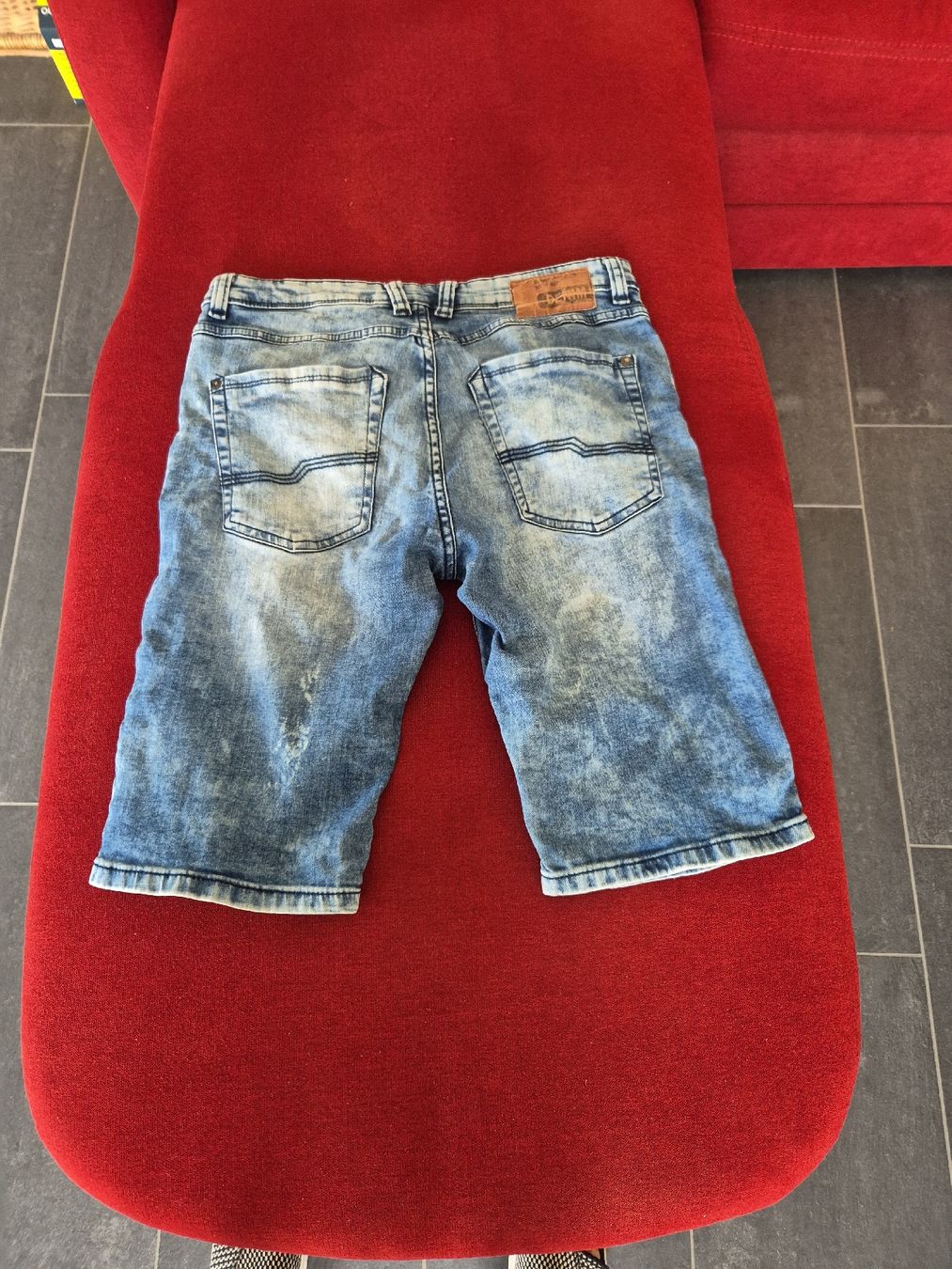 Jeans: Jeans 31 – Usato da Würenlingen venduto da kuh33 1