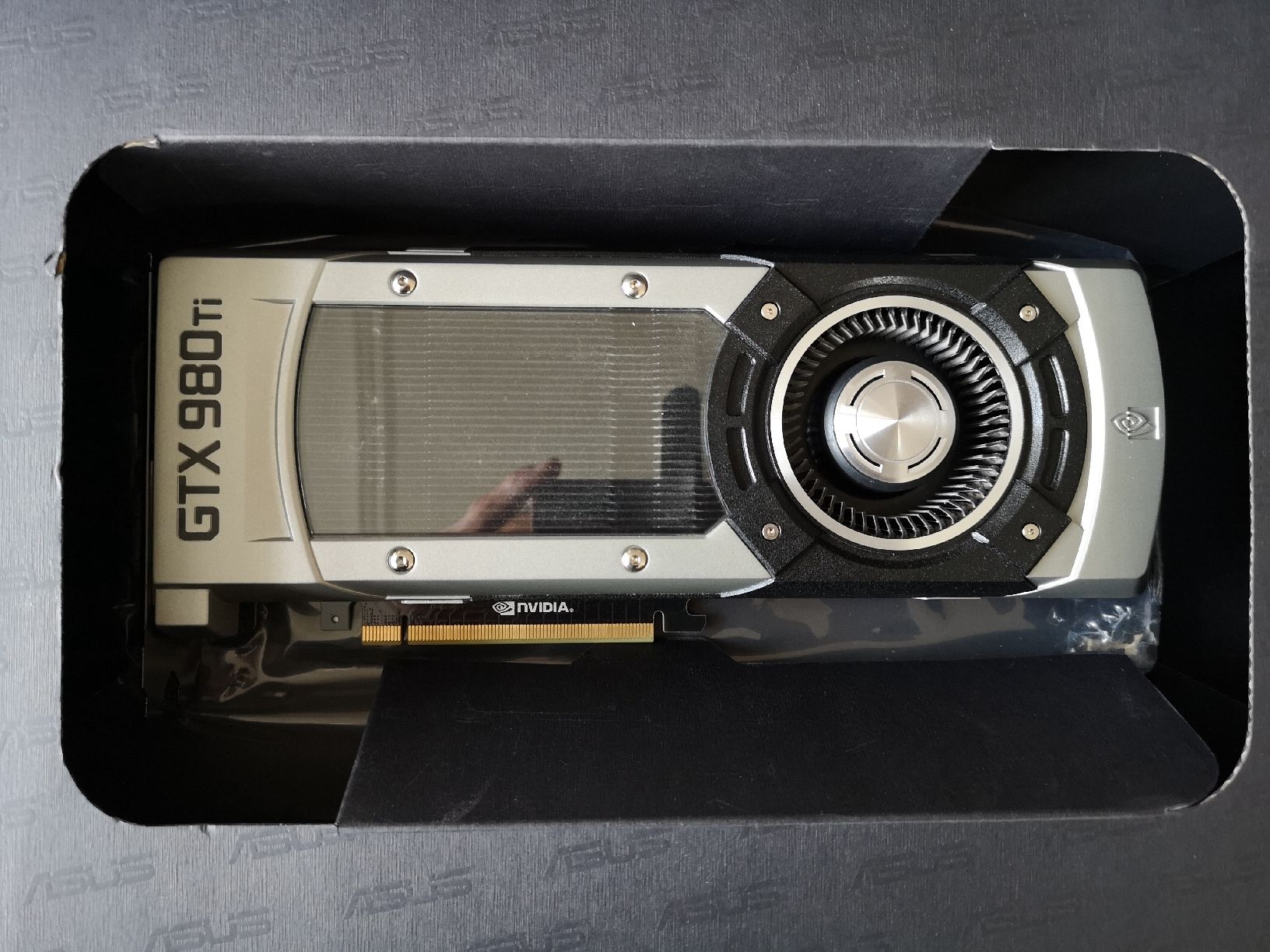 Nvidia Grafikkarten: NVIDIA Founders Edition GTX 980 ti – Gebraucht aus Oberlunkhofen von