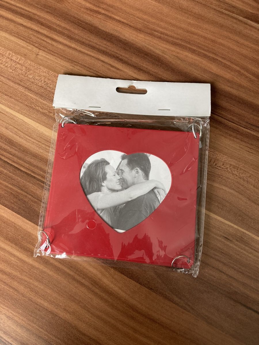 Supporti a parete: Foto / Kartenhalter zu verkaufen – Nuovo e nell'imballaggio originale da Kirchlindach venduto da CorollaBabe91