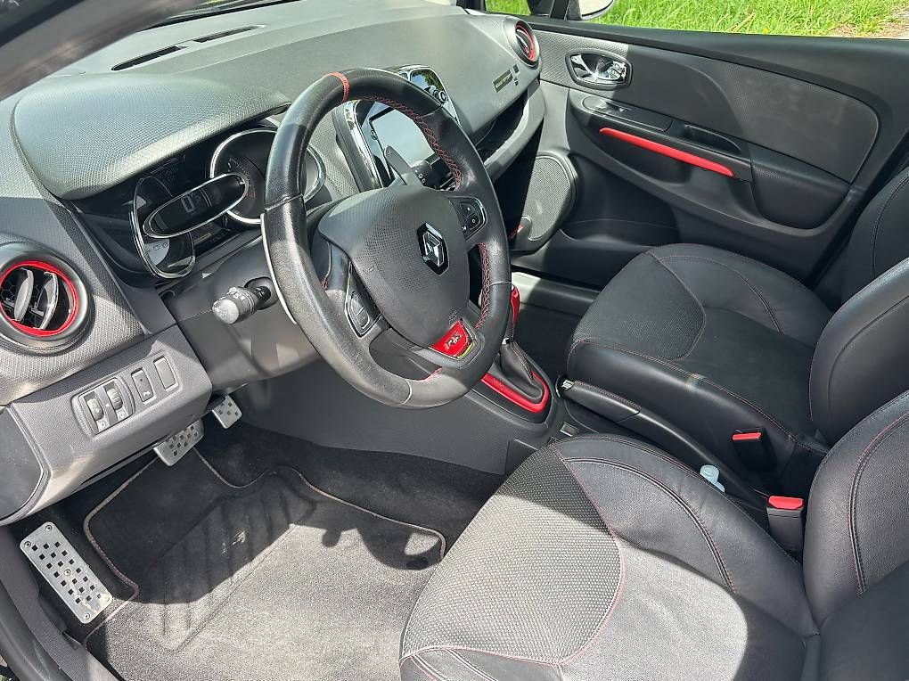 Renault Autos: Renault Clio4 RS – D'occasion à Affeltrangen par Grimsel1 2