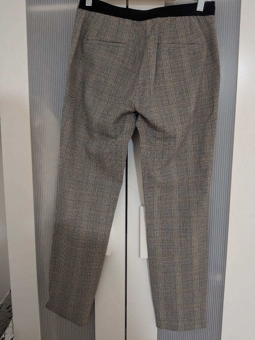 Zara Hosen: Zara Plaid Trousers - Size M - good condition – Gebraucht aus Wettingen von ann_hzb5 2