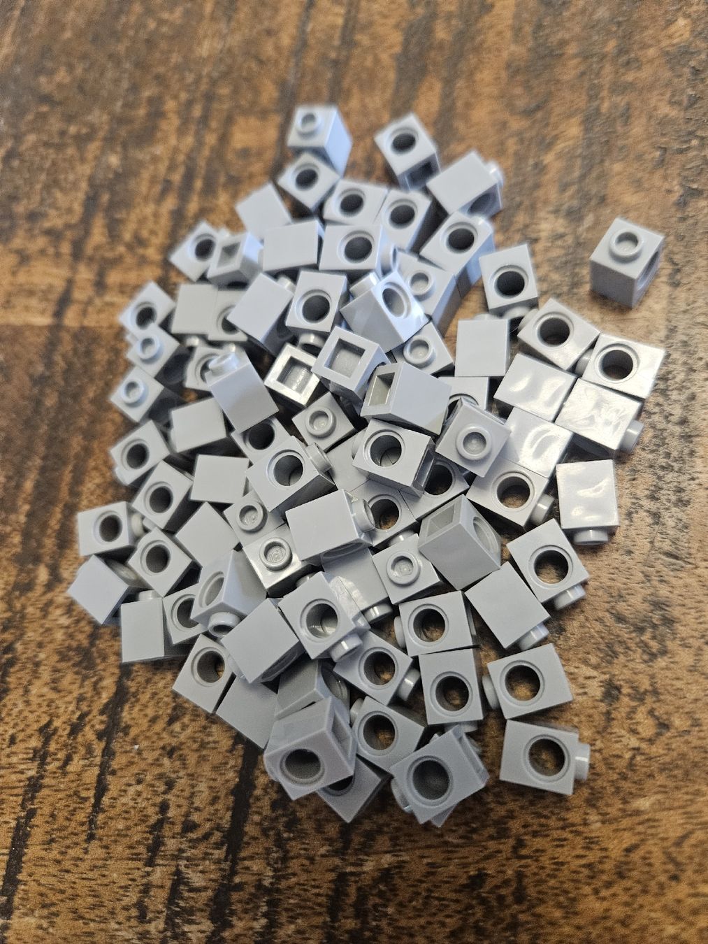 Lego Kit di costruzioni: lego 6541 lot de 90 pièces Light Bluish Gray Technic, – Usato da Confignon venduto da Ecrofigs 1