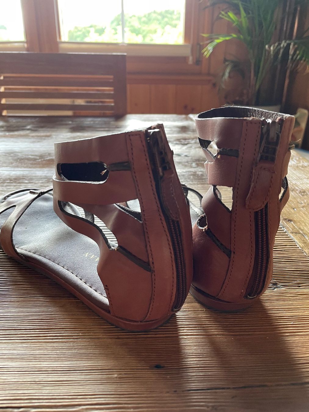 Damenschuhe: COLE HAAN Ledersandalen – Gebraucht aus St. Peterzell von andrea2012 2