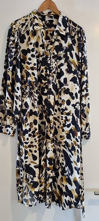 Robes: Damenkleid Masai gr.L neu – D'occasion à Mumpf par ivd_y8hf 4