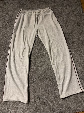 Hollister Sweatpants with red stripes