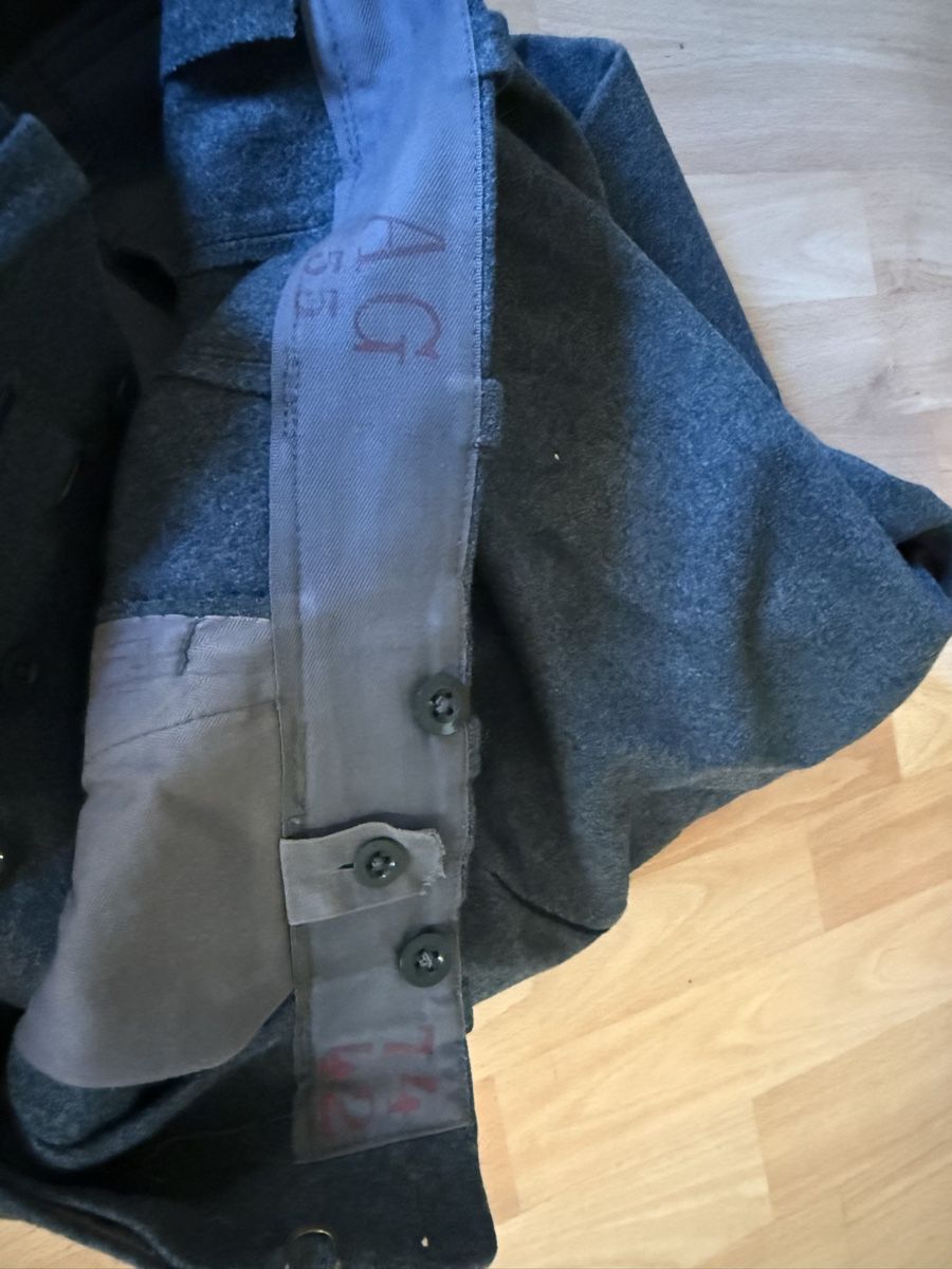 Schweizer Armee Uniformi: Uniform Schweizer Militär Minenwerfer  – Usato da Grossaffoltern venduto da hobel28 6