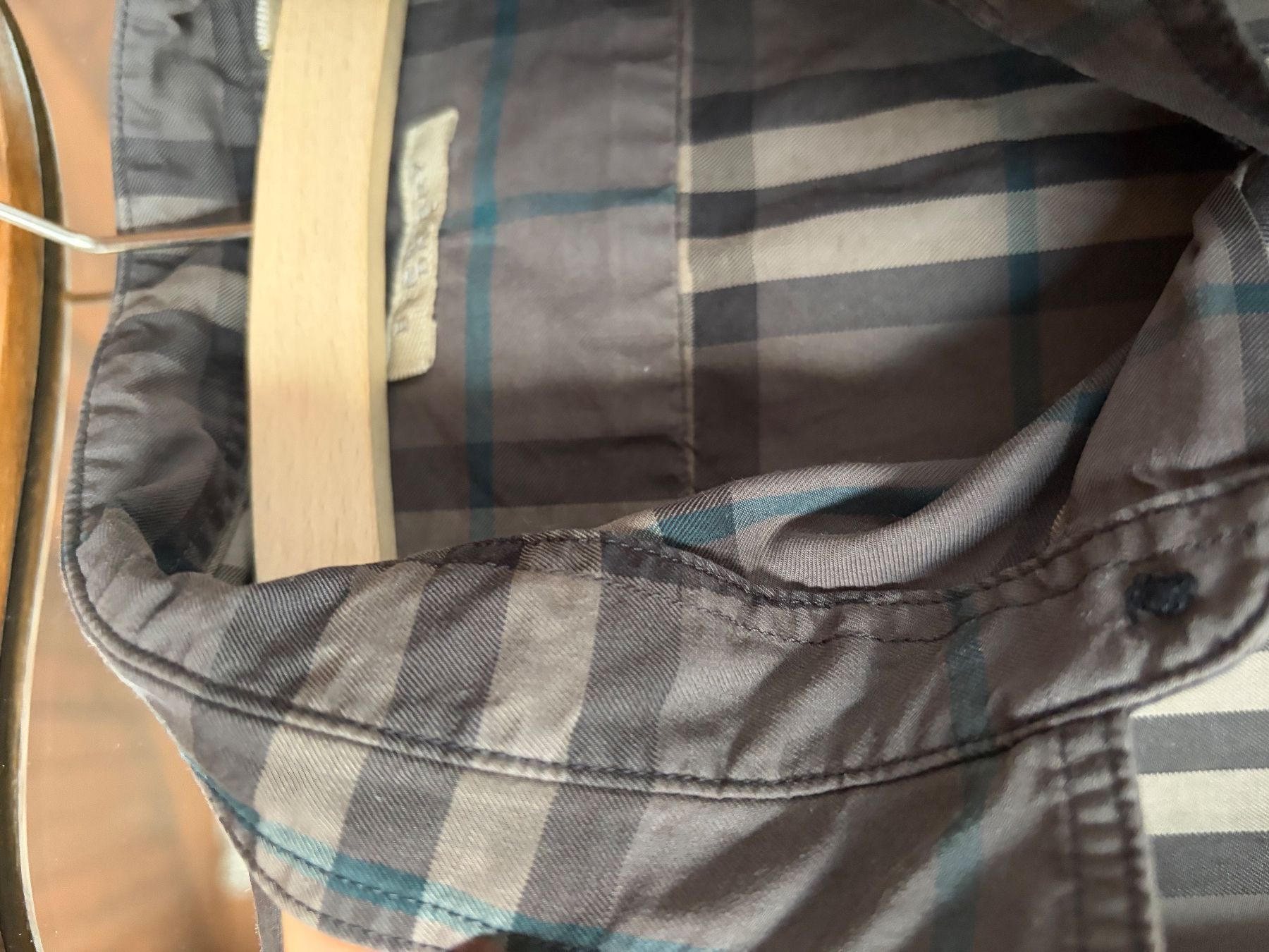 Burberry Hemden: Burberry Brit Shirt, Unisex, M – Gebraucht aus Luzern von AM2nd 7