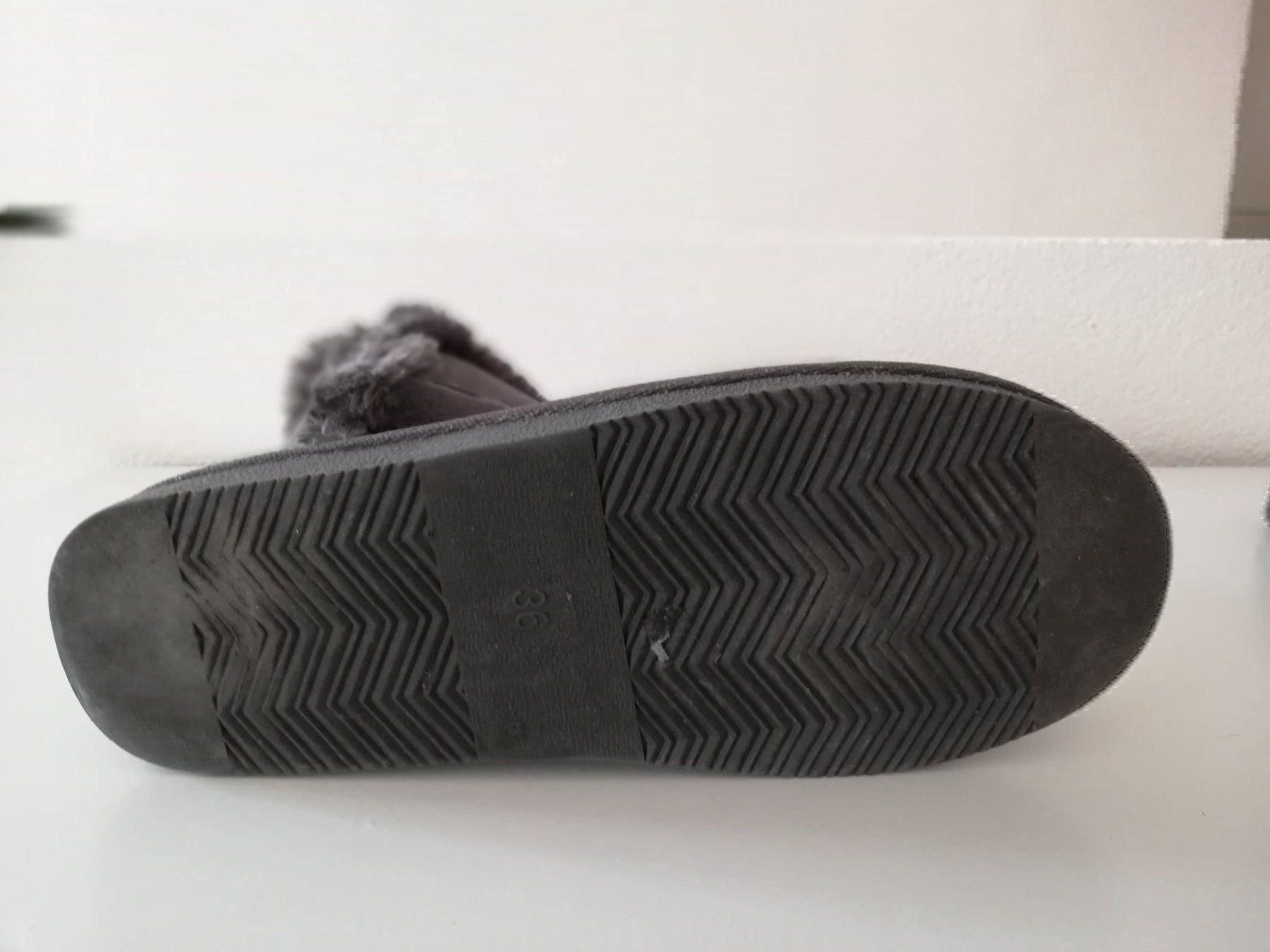 Chaussures femmes: Winter Boots – D'occasion à Mendrisio par ann_d9pf 4