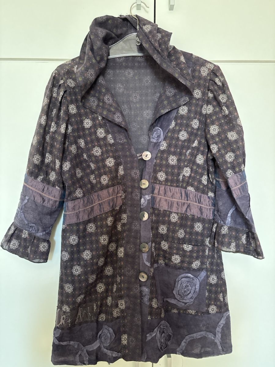 Giacche: Jacke mit Kapuze violet – Usato da langenthal venduto da rundholz7