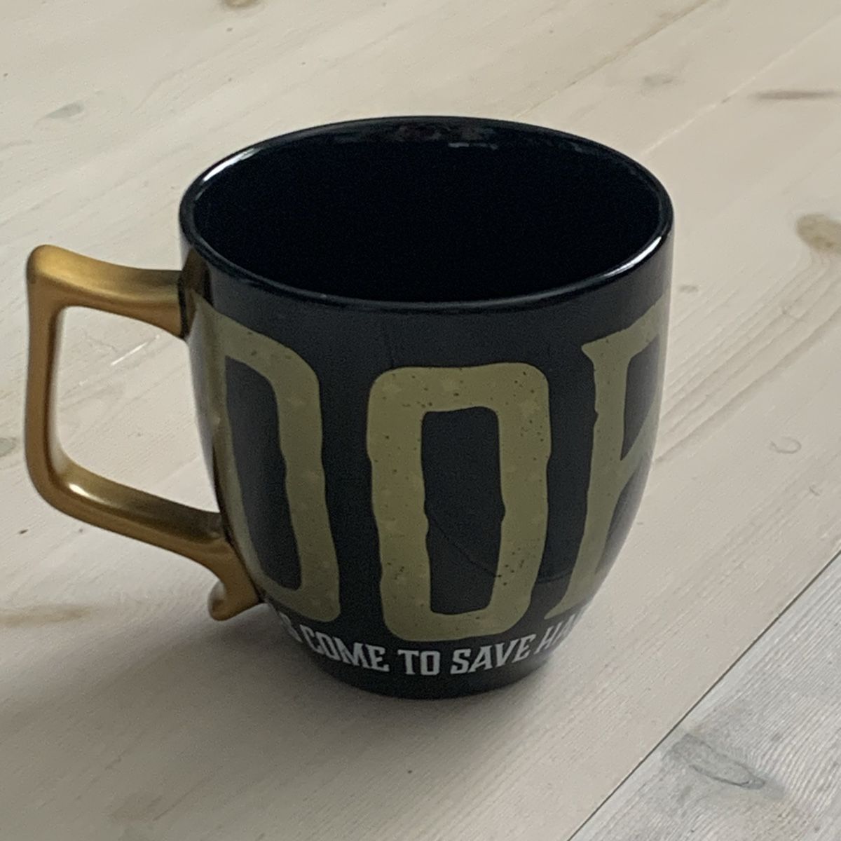 Tazze: Harry Potter Tasse /Dobby / mit Gold Henkel – Usato da Hinteregg venduto da GARANTA 3
